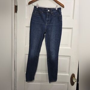 GAP Women's Dark Blue Skinny Jeans